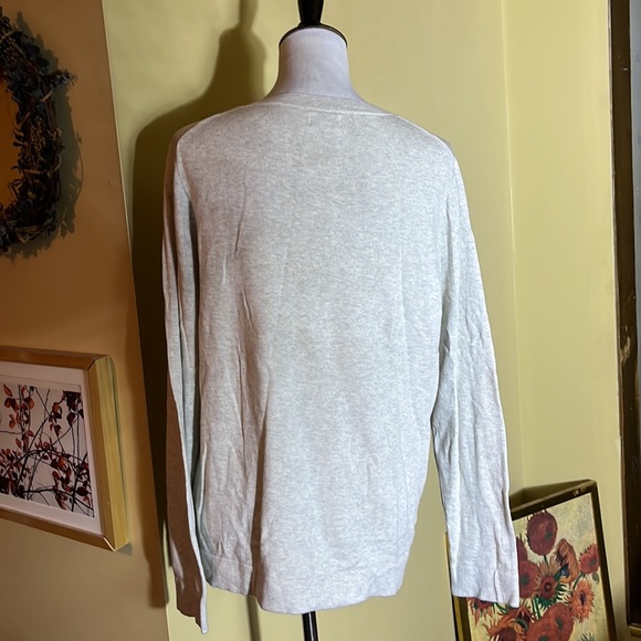 J CREW Size XL Apple Graphic Sweater
100% Cotton Full Sleeve Sequin Leaf $80NEW - Picture 7 of 16